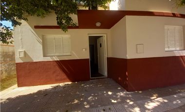 CASA EN ALQUILER UBICADA EN CALLE CONGRESO 381