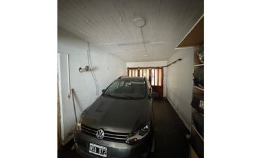 CHALET DE 6 AMBIENTES CON QUINCHO - BARRIO LOS PINARES