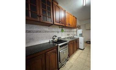 CHALET DE 6 AMBIENTES CON QUINCHO - BARRIO LOS PINARES