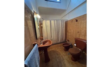 CHALET DE 6 AMBIENTES CON QUINCHO - BARRIO LOS PINARES