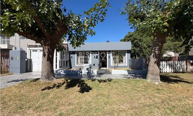 VENTA EN BLOCK DE 2 CASAS EN COSTA AZUL