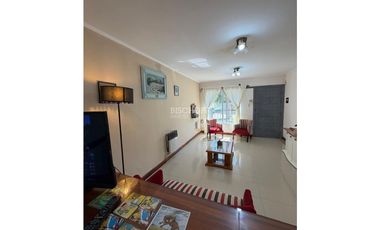 VENTA EN BLOCK DE 2 CASAS EN COSTA AZUL