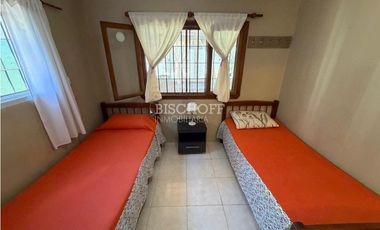 VENTA EN BLOCK DE 2 CASAS EN COSTA AZUL
