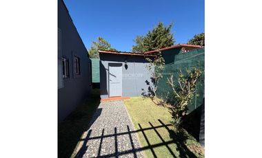 VENTA EN BLOCK DE 2 CASAS EN COSTA AZUL