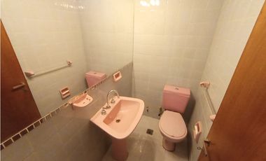 DEPTO 3 DORMITORIOS - AMPLIOS ESPACIOS - COCHERA - AV ESTRADA N° 147