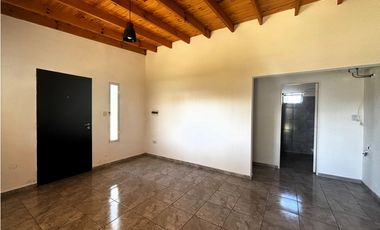 SE ALQUILA DEPTO 1 DORM EN B° TIERRAS DEL FUNDADOR