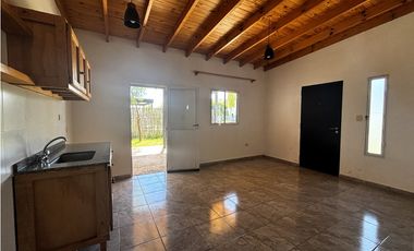 SE ALQUILA DEPTO 1 DORM EN B° TIERRAS DEL FUNDADOR