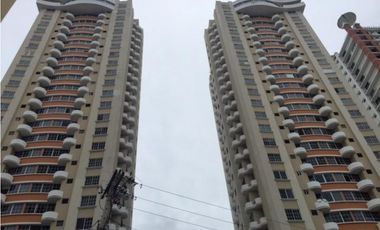 ALQUILO APARTAMENTO EN SAN FRANCISCO, 2 RFECAMARAS, LINEA BLANCA.