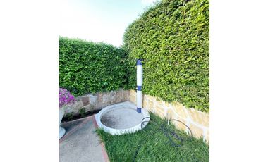 VENPERMUTO HERMOSA CASA CAMPESTRE EN EL MEJOR CONDOMINIO DE CHINAUTA