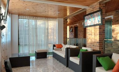 VENPERMUTO HERMOSA CASA CAMPESTRE EN EL MEJOR CONDOMINIO DE CHINAUTA