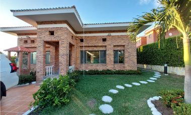 VENPERMUTO HERMOSA CASA CAMPESTRE EN EL MEJOR CONDOMINIO DE CHINAUTA