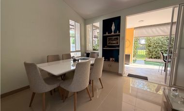 CASA EN ALQUILER AZUCENAS DEL CASTILLO JAMUNDI 1PISO 300M2LOTE