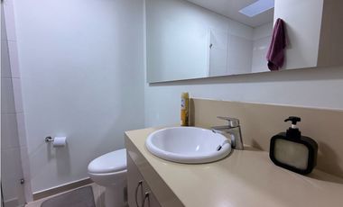 CASA EN ALQUILER AZUCENAS DEL CASTILLO JAMUNDI 1PISO 300M2LOTE