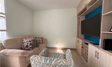 CASA EN ALQUILER AZUCENAS DEL CASTILLO JAMUNDI 1PISO 300M2LOTE