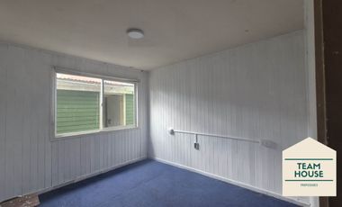 Isla Teja, Casa los Alerces / Destino Comercial