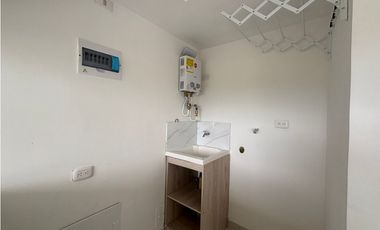 Venta apartamento en cerritos Pereira/ 9 Piso. zona valorizada