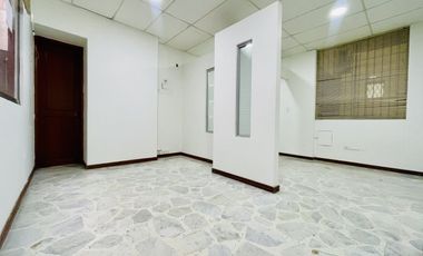 Alquilo Oficina O Consultorio Edificio Nucleo Profesional