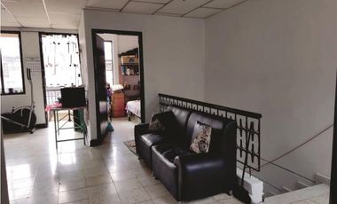 CASA EN VENTA EN PALMIRA BARRIO URIBE SOBRE LA CARRERA 19, 2DO PISO