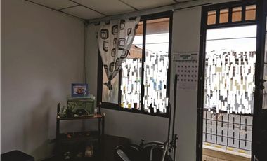 CASA EN VENTA EN PALMIRA BARRIO URIBE SOBRE LA CARRERA 19, 2DO PISO