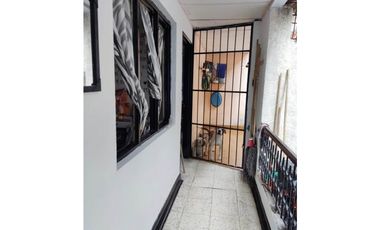 CASA EN VENTA EN PALMIRA BARRIO URIBE SOBRE LA CARRERA 19, 2DO PISO