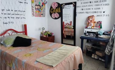 CASA EN VENTA EN PALMIRA BARRIO URIBE SOBRE LA CARRERA 19, 2DO PISO