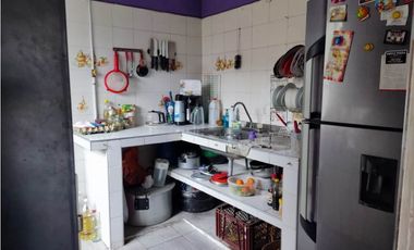 CASA EN VENTA EN PALMIRA BARRIO URIBE SOBRE LA CARRERA 19, 2DO PISO