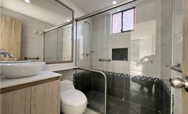 APARTAMENTO EN ARRIENDO SECTOR CALLE JARDIN - ENVIGADO
