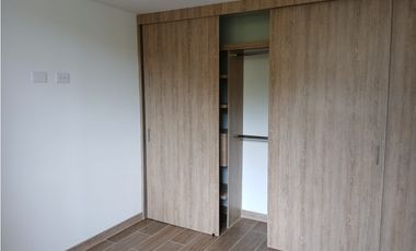 Se arrienda apartamento ubicado en el municipio de La Ceja Antioquia.