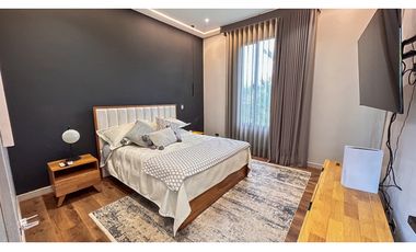 LUJOSA CASA DE CAMPO EN PARCELACION CON PESEBRERAS/ PORCE