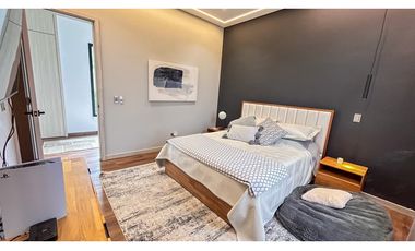 LUJOSA CASA DE CAMPO EN PARCELACION CON PESEBRERAS/ PORCE