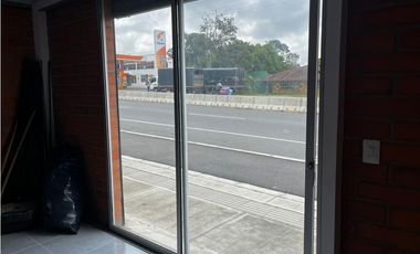 Se Vende Local Comercial en zona Exterior de Mercar, Armenia,Quindío