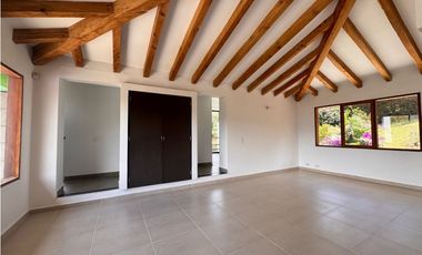 Vendo casa campestre en el Retiro, Oriente Antioqueño