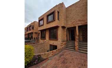 CASA EN ARRIENDO  MODELIA  Conjunto Residencial Cabrera 6