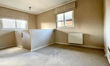 Casa en Arriendo en COD39251 Rebajada !!! Hermosa casa en venta y arriendo Condominio Barrio Inglés II