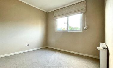 Casa en Arriendo en COD39251 Rebajada !!! Hermosa casa en venta y arriendo Condominio Barrio Inglés II