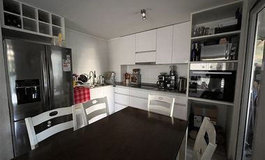 Departamento en Arriendo en Santa Julia entre Duble Almeyda e Irarrazaval