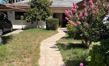 Casa en Venta en Entre Calle Arza y Ugalde