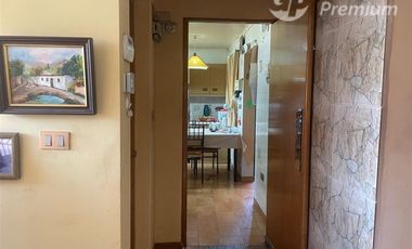 Casa en Venta en Entre Calle Arza y Ugalde
