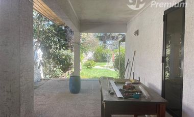 Casa en Venta en Entre Calle Arza y Ugalde