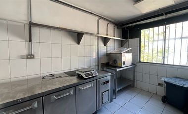Local Comercial en Arriendo en Av. Vitacura / Tabancura