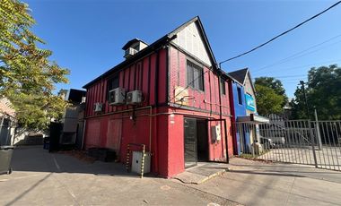 Local Comercial en Arriendo en Av. Vitacura / Tabancura