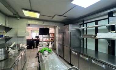 Local Comercial en Arriendo en Av. Vitacura / Tabancura