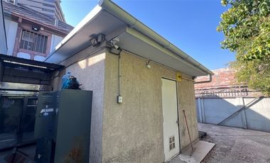Local Comercial en Arriendo en Av. Vitacura / Tabancura