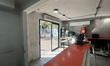 Local Comercial en Arriendo en Av. Vitacura / Tabancura