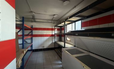 Local Comercial en Arriendo en Av. Vitacura / Tabancura
