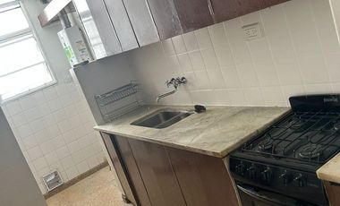 Alquiler Piso 3 dormitorios y escritorio balcón z/Cañada en Centro.