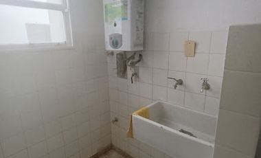 Alquiler Piso 3 dormitorios y escritorio balcón z/Cañada en Centro.