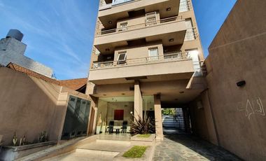 Departamento en alquiler en Lanus Este