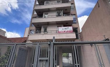 Departamento en alquiler en Lanus Este