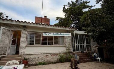 V210. ICHO CRUZ. AMPLIA CASA A MTS DEL RIO Y DEL CENTRO. PERIMETRADA.